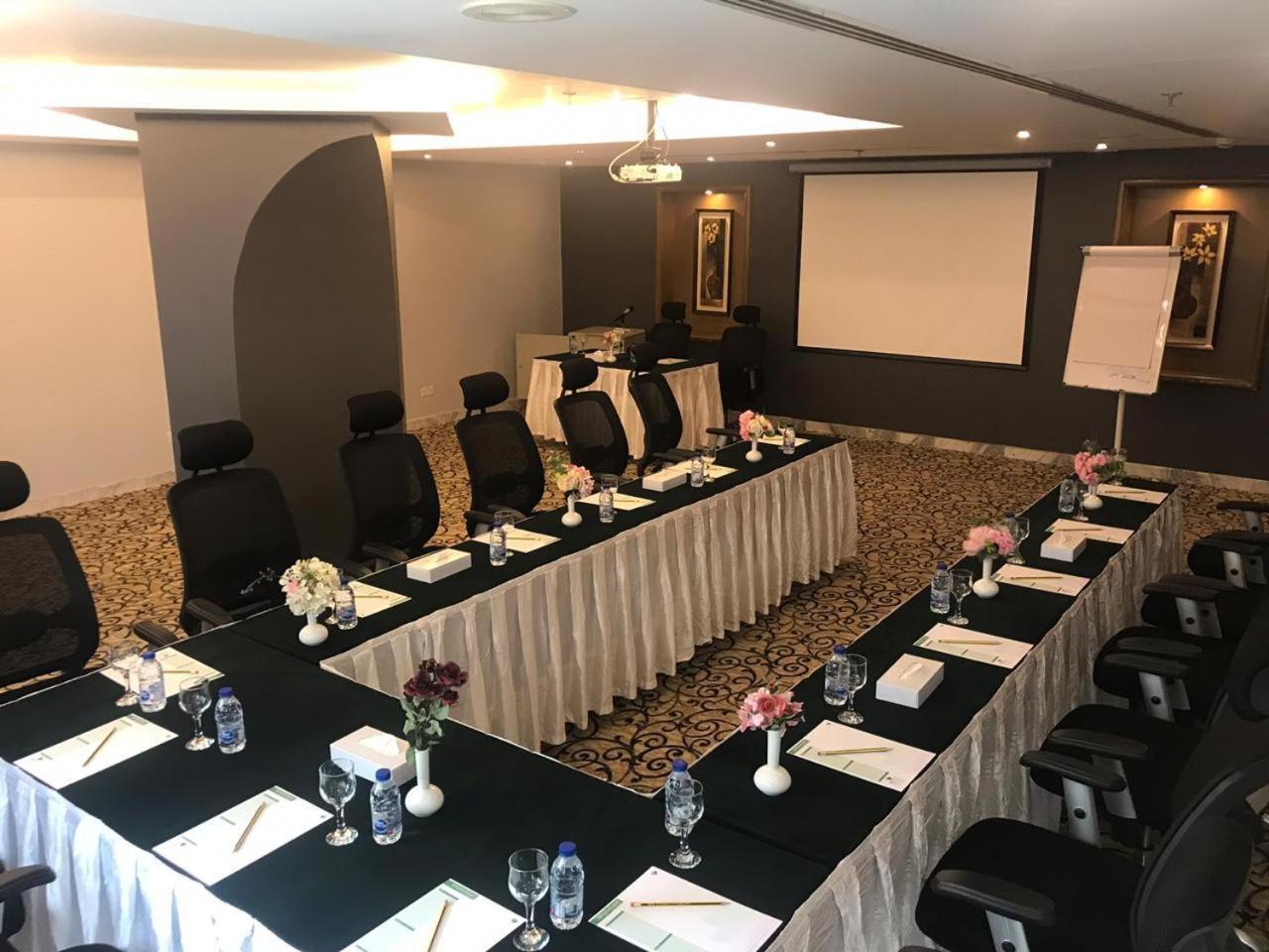Hala Hotel Al-Chubar Zewnętrze zdjęcie